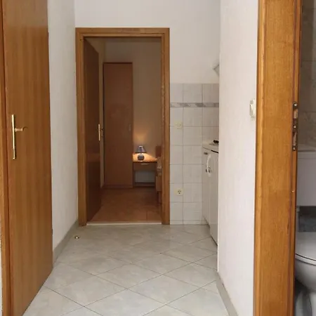 And By The Sea Brela, Makarska - 6056 Gasthof 3*