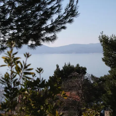 And By The Sea Brela, Makarska - 6056